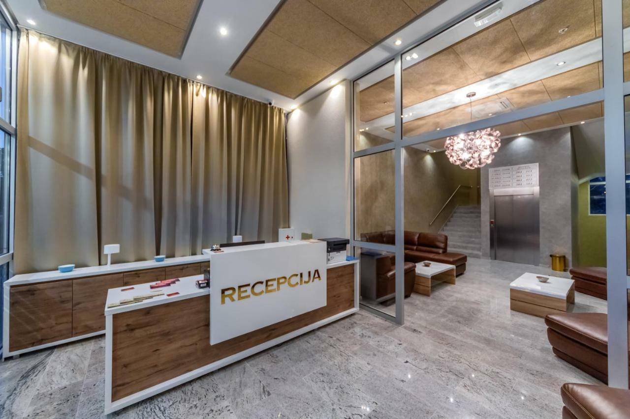 Hotel Franca Ulcinj Ngoại thất bức ảnh