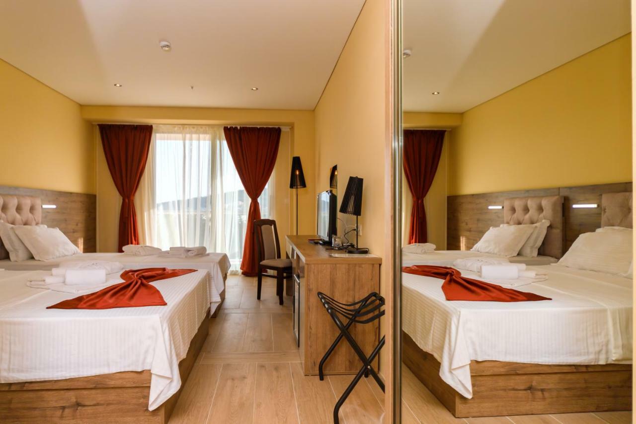 Hotel Franca Ulcinj Ngoại thất bức ảnh