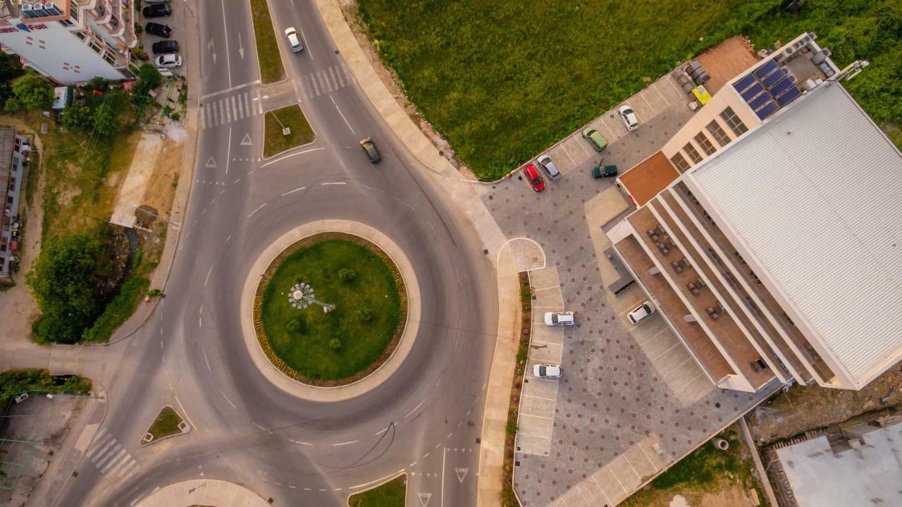 Hotel Franca Ulcinj Ngoại thất bức ảnh